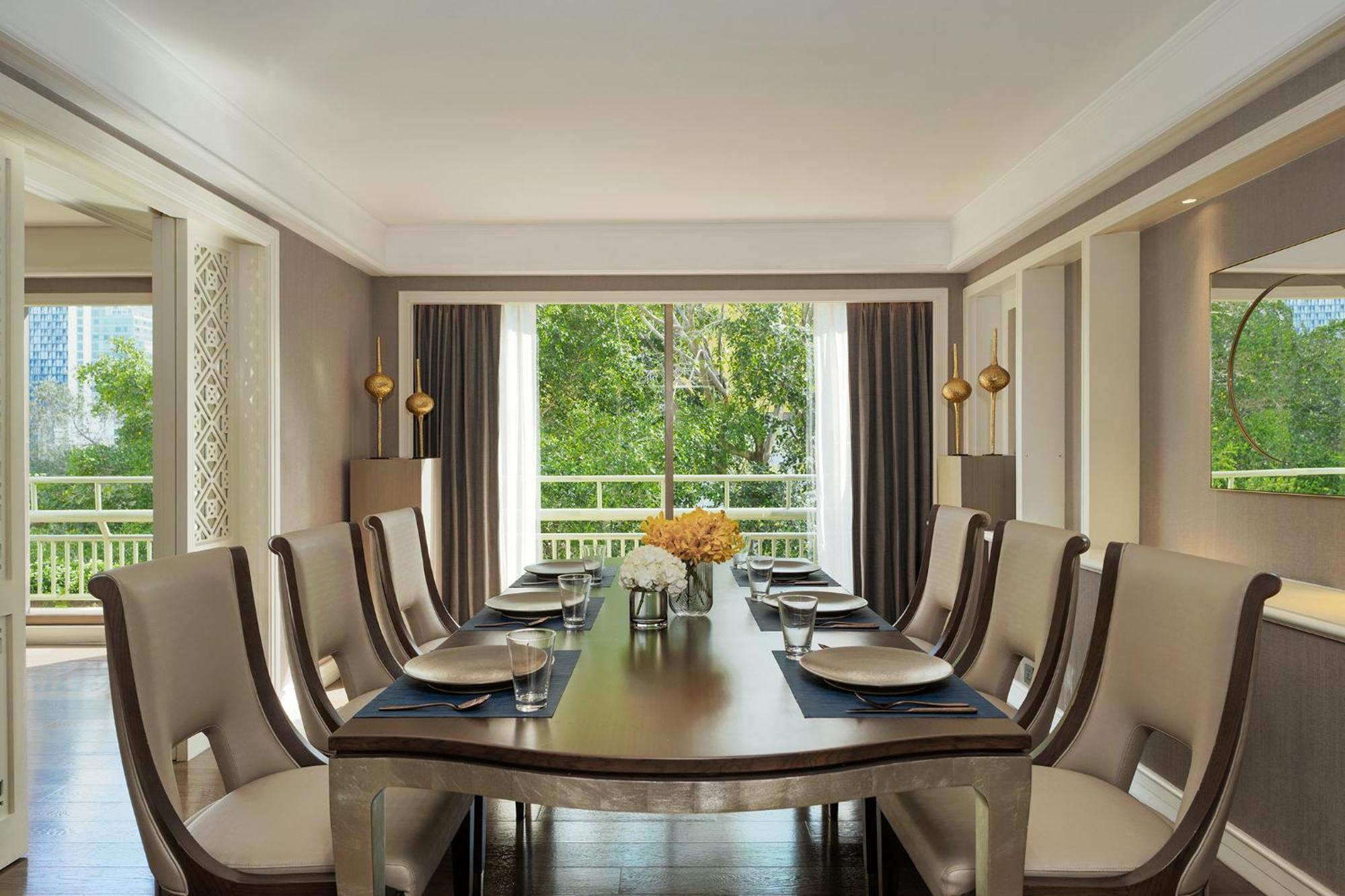 Moevenpick Hotel Bangkok Ploenchit Bdms Exterior photo